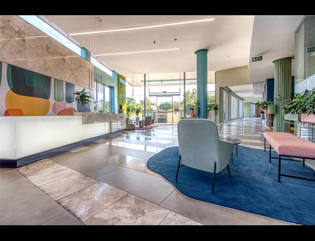 2 BEDROOM APARTMENT FOR SALE IN SANDOWN